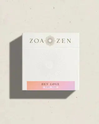 Hey Love Zen Paper von ZoaZen – beschreibbares Räucherpapier der Core Collection mit blumig-sinnlichem Duft