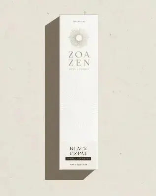 Black Copal Zen Sticks von ZoaZen – natürliche Räucherstäbchen der Pure Collection für spirituelle Verbindung – Detailaufnahme